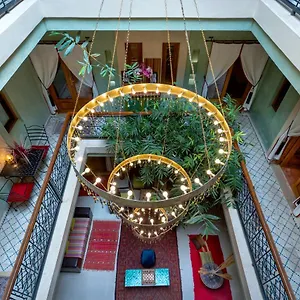 L'heure D'ete Riad
